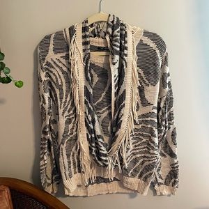 Nic & Zoe light sweater and scarf | large